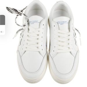 💯 authentic Off White Low sneakers
